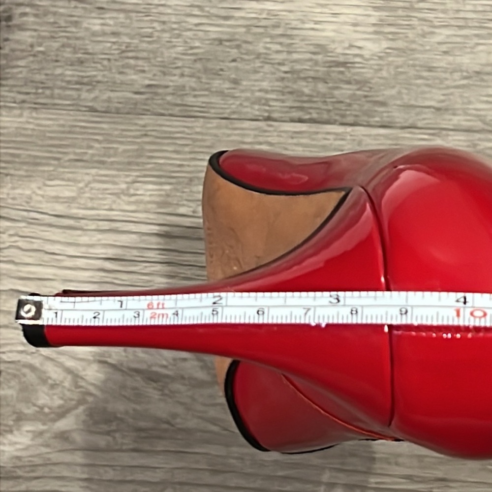 Arturo Chiang high heel pattern leather shoes, size 8 - Picture 4 of 7